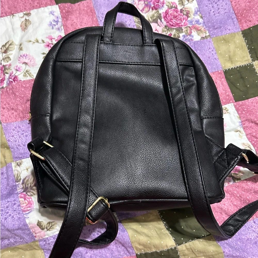 Betsey‎ Johnson Black and Tan Quilted Heart Backpack